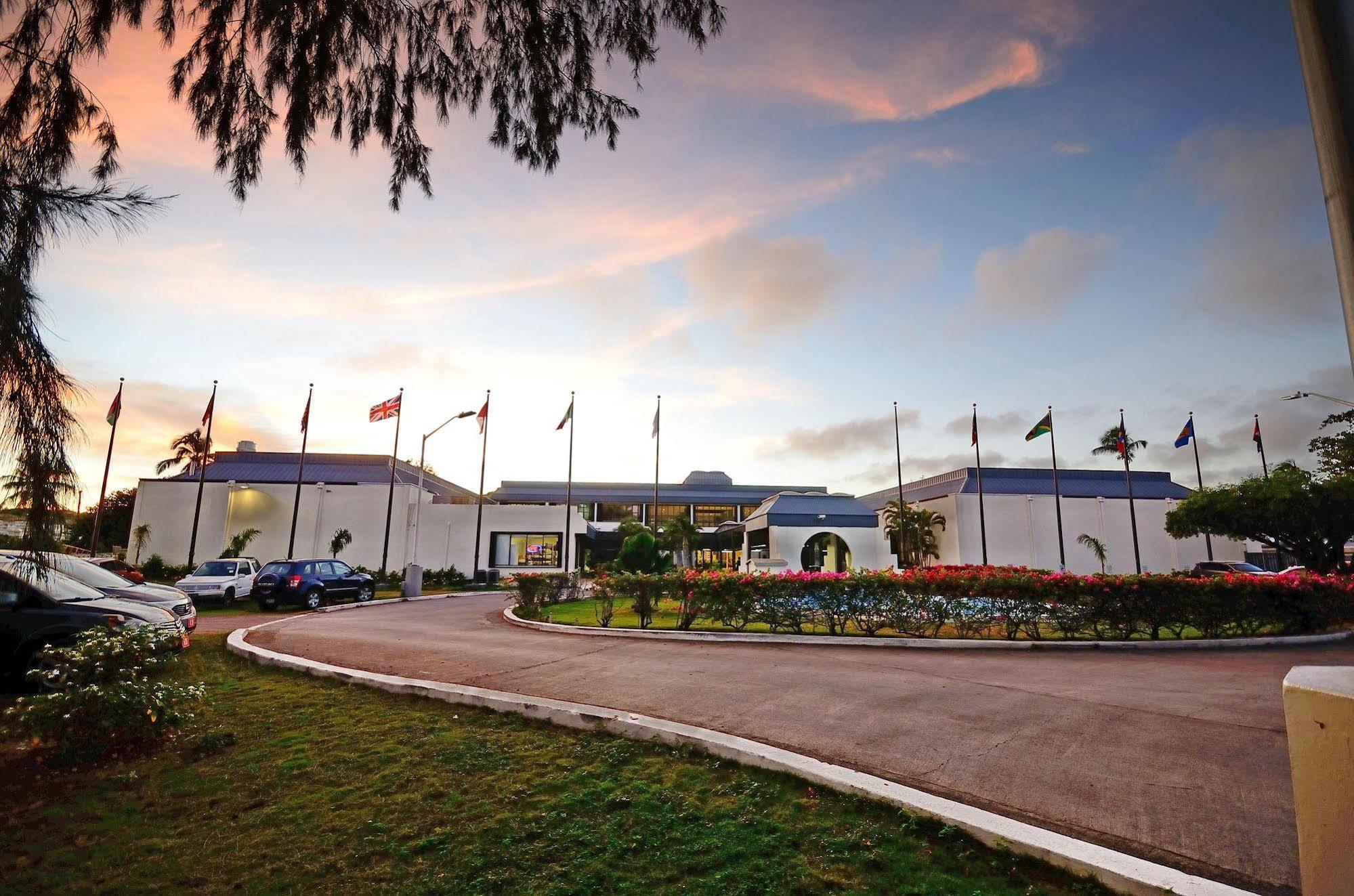 Royal St. Kitts Hotel Frigate Bay Bagian luar foto